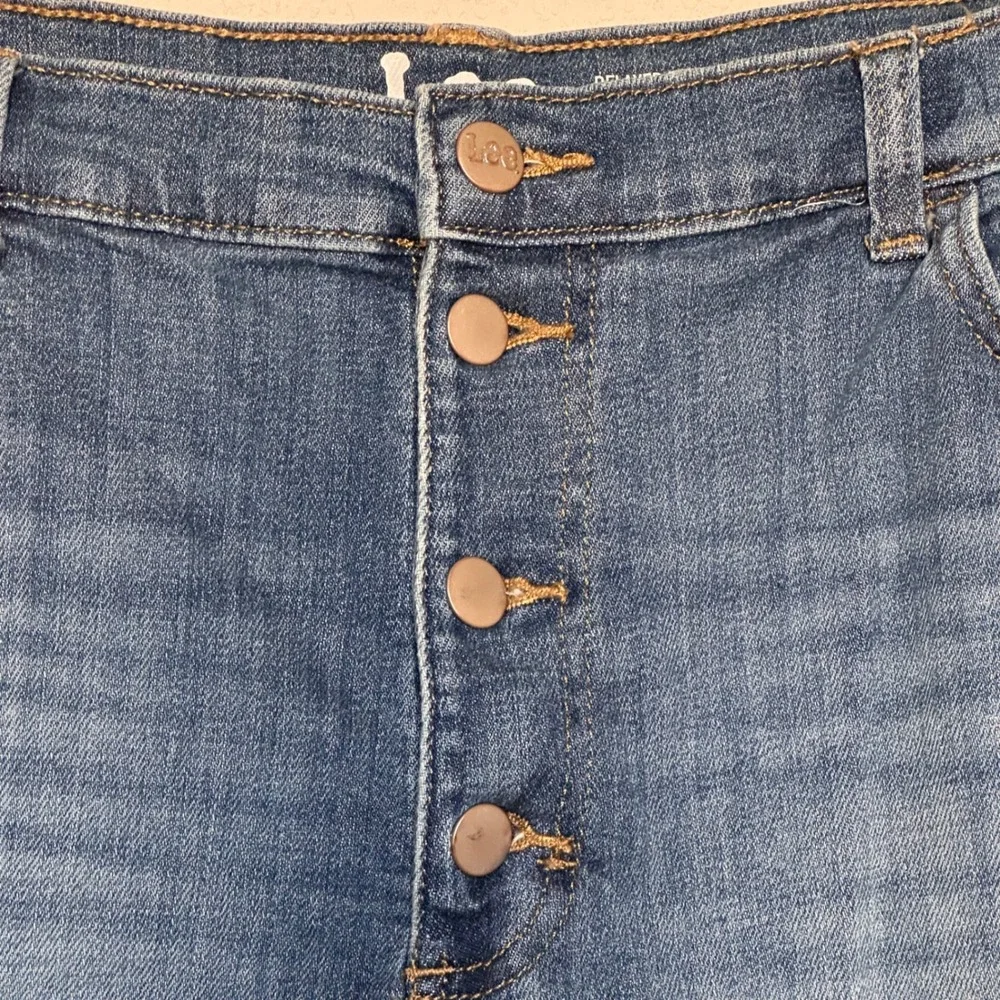 Lee Heritage Relaxed Fit High Rise Button‎ Fly Denim Shorts Blue Womens 20M